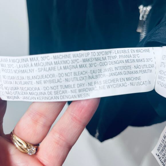 Zara Trafalac Jacket Black Cupro Viscose Zip Cap Sleeve Dressy Office XS NWT $49 - Picture 8 of 8